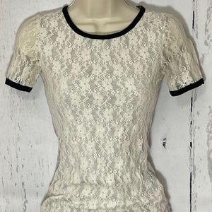 Express Women's Tee, Cap Sleeve crewneck, lace front, regular length, size XS